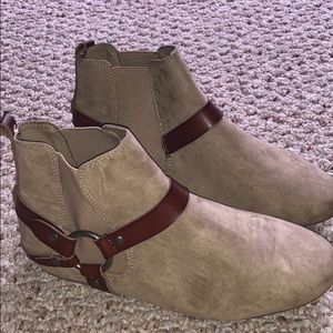 American eagle booties